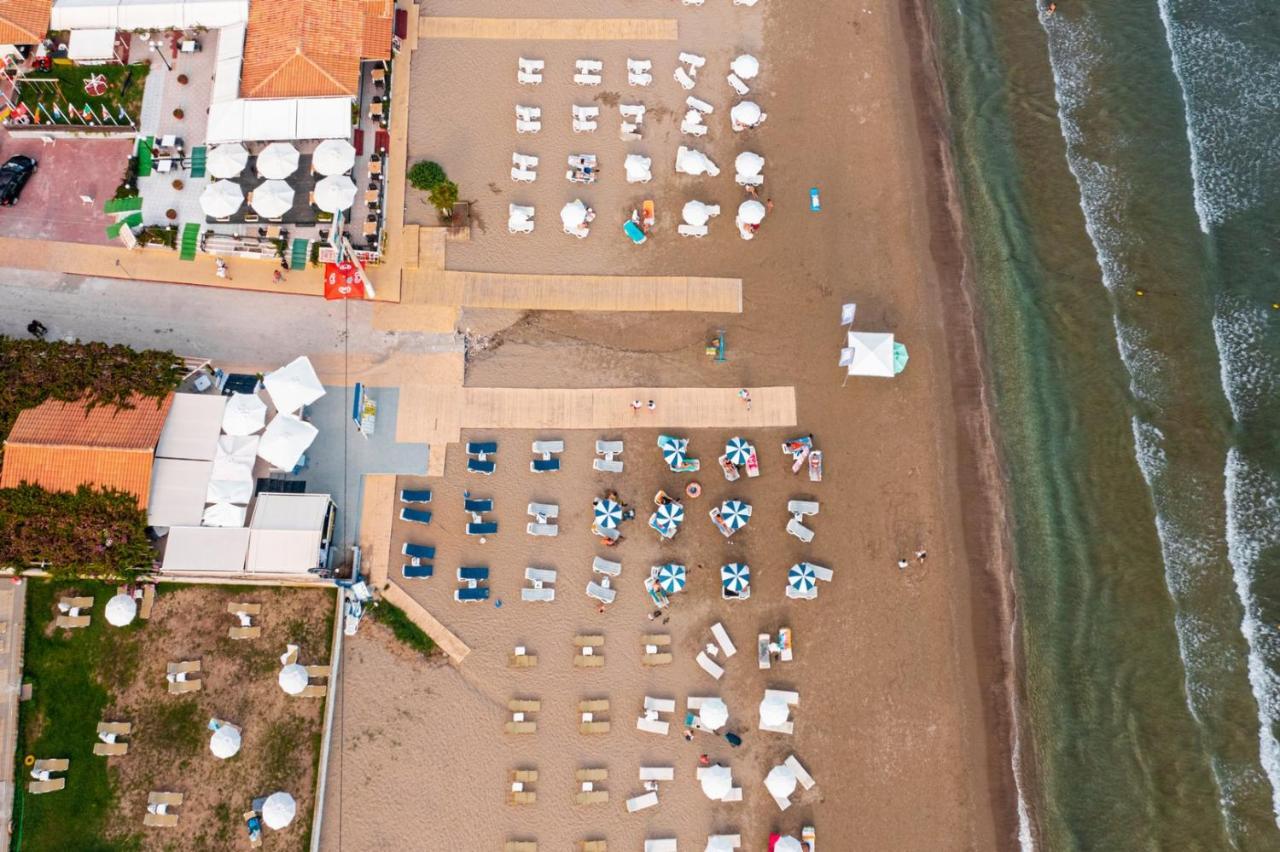 Bluewaves Aparthotel Laganas Exterior foto